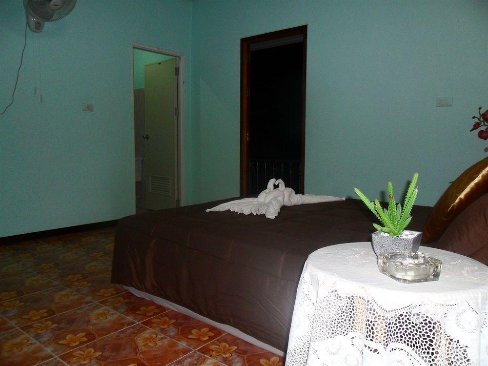 Kantaing Boutique Guest House Koh Lanta Exterior photo